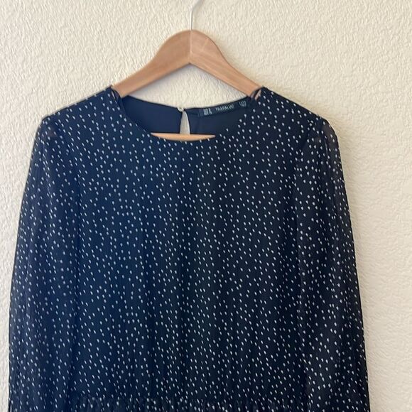 NWT ZARA BLACK STAR DRESS SLIT LONG SLEEVES DRAWSTRING PEPLUM SIZE M - Picture 2 of 7